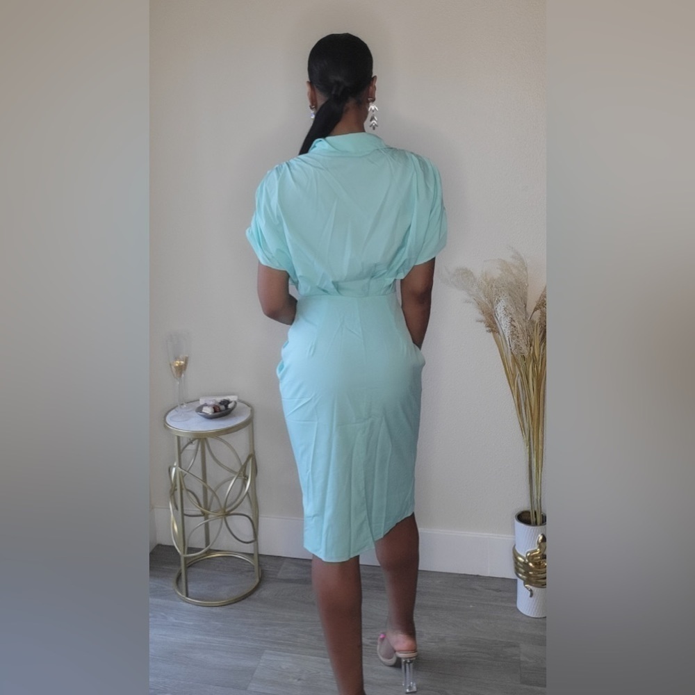 Beautiful aqua tie dress - Picture 7 of 7